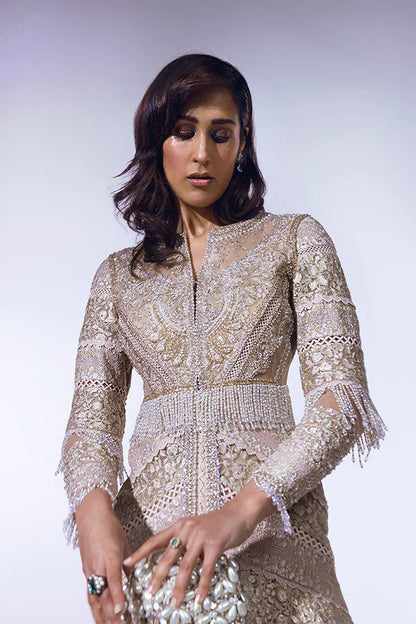 Mira Sethi 2