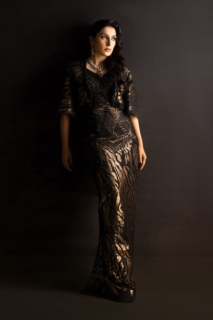 Ayeza Khan in Hestia